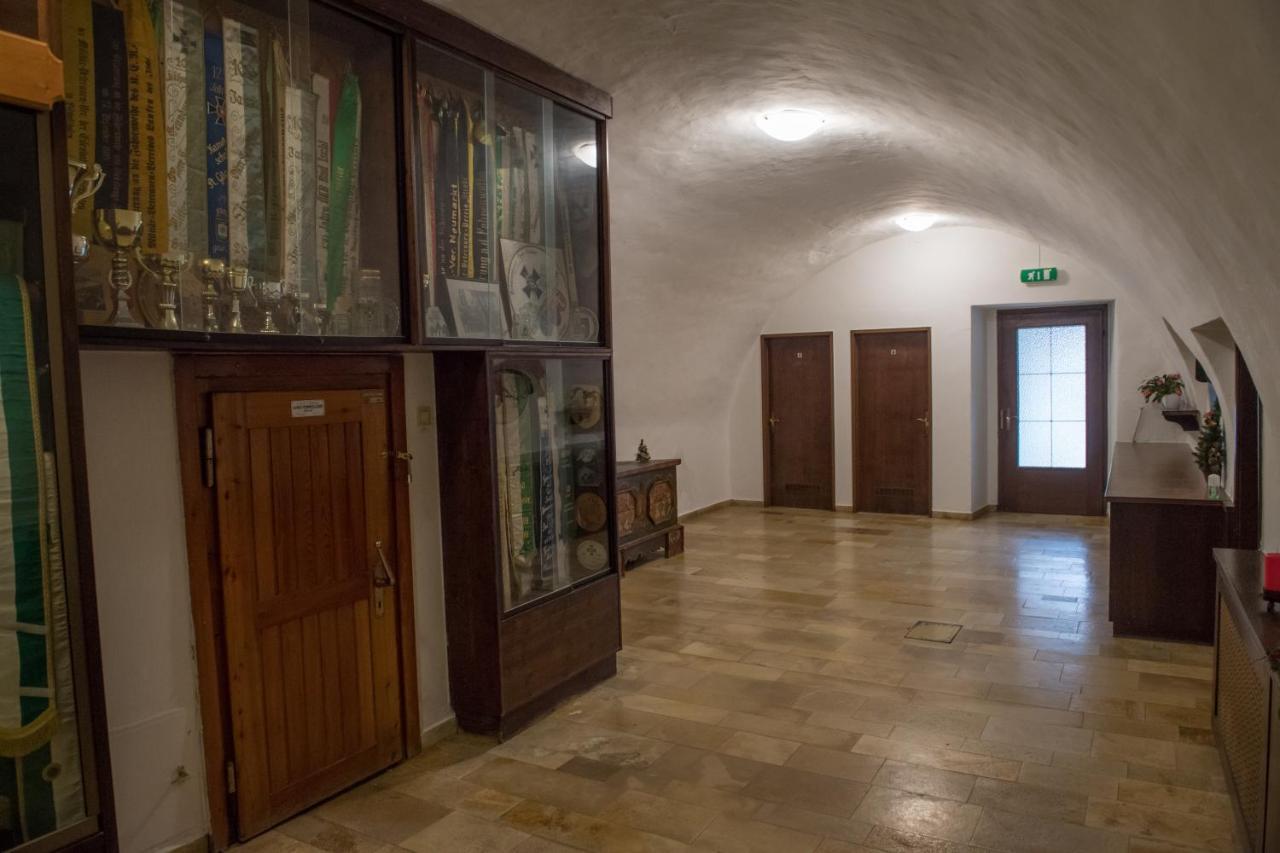 Hotel Blaue Traube à Bad Aussee Extérieur photo