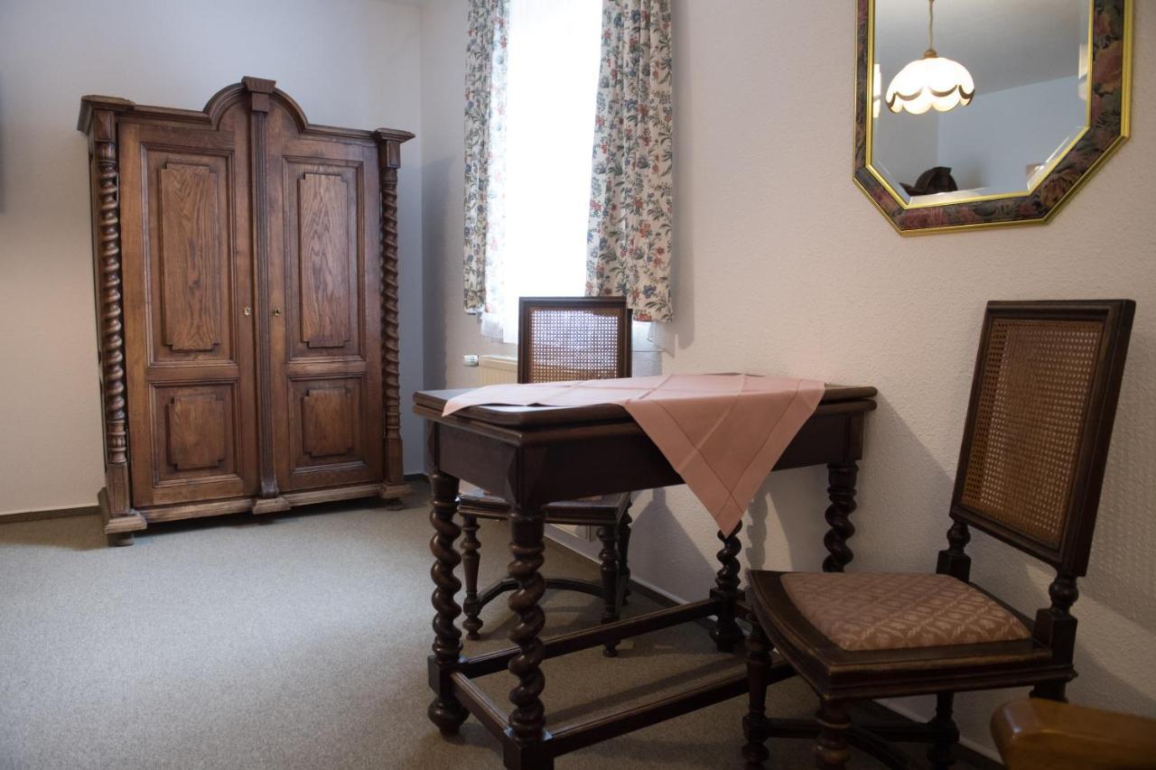 Hotel Blaue Traube à Bad Aussee Extérieur photo