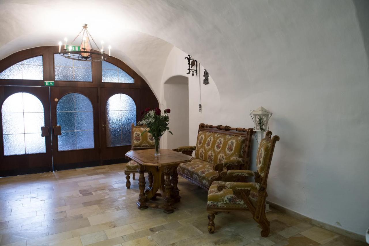 Hotel Blaue Traube à Bad Aussee Extérieur photo