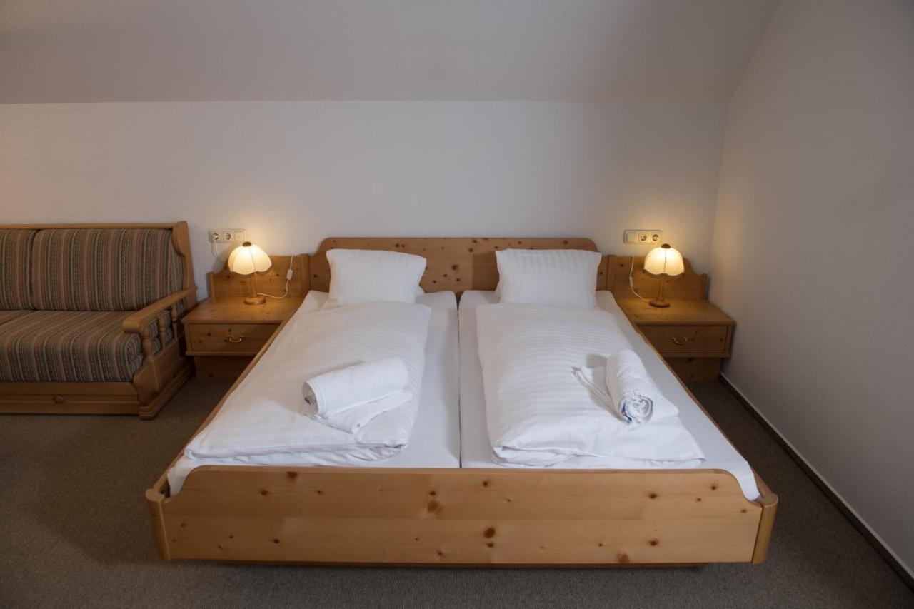 Hotel Blaue Traube à Bad Aussee Extérieur photo